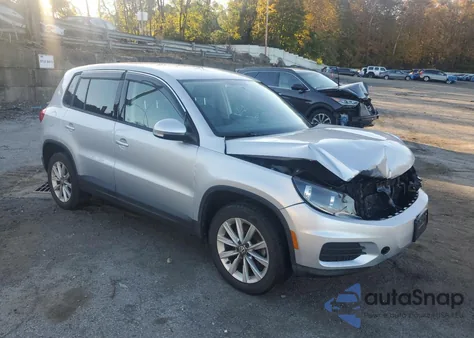 2014 Volkswagen Tiguan S z USA, uszkodzony, nr VIN WVGBV3AX3EW526260